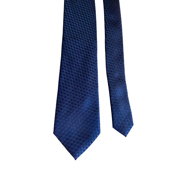 Vintage Arrow Mens Necktie Navy Solid Textured Geometric Corpcore Dad Gift - Picture 2 of 6